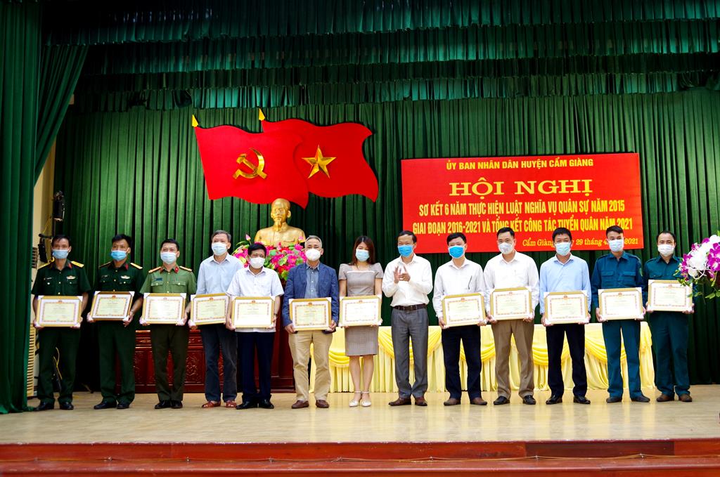 Ninh Giang, Gia Lộc thực hiện tốt công tác quân sự, quốc phòng địa phương